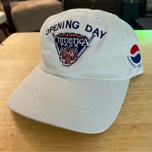 MLB Detroit Tigers Comerica Park Opening Day Pepsi Promo Cap April 11 2000